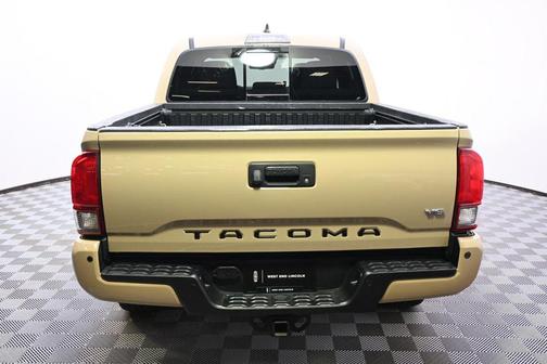 Quicksand 2019 Toyota Tacoma TRD Sport