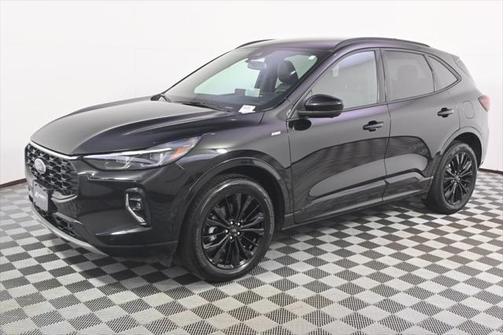2023 Ford Escape ST-Line Elite