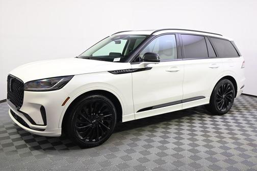 Pristine White Metallic Tri-Coat 2026 Lincoln Aviator Reserve AWD