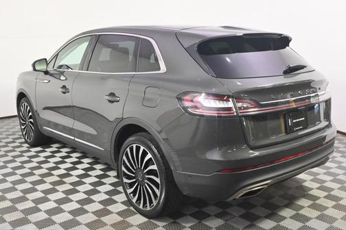 2022 Lincoln Nautilus Black Label