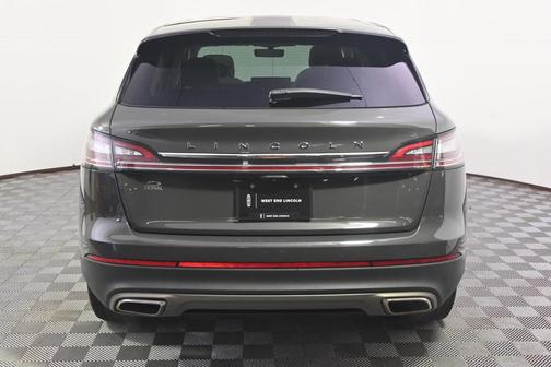 2022 Lincoln Nautilus Black Label