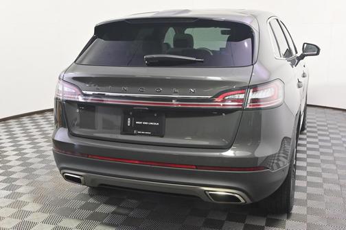 2022 Lincoln Nautilus Black Label