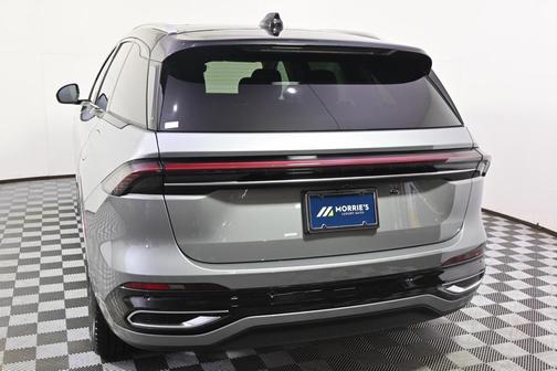 2025 Lincoln Nautilus Reserve