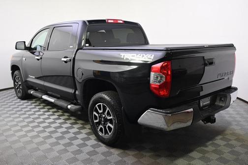 2017 Toyota Tundra SR5