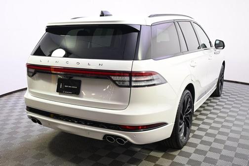 Pristine White Metallic Tri-Coat 2026 Lincoln Aviator Reserve AWD