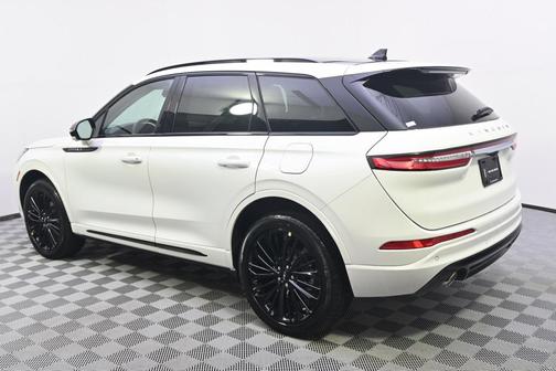 2025 Lincoln Corsair Premiere