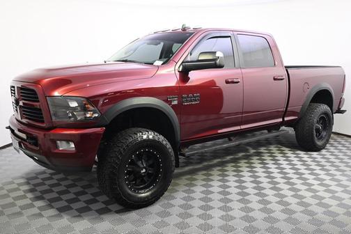 2017 RAM 2500 Big Horn Crew Cab 4x4 6'4' Box