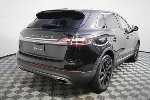 Infinite Black Metallic Clearcoat 2023 Lincoln Nautilus Reserve