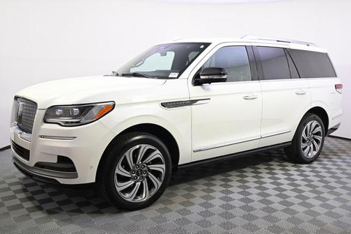 2023 Lincoln Navigator Reserve