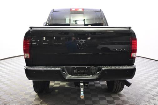 2018 RAM 2500 Laramie Crew Cab 4x4 6'4' Box