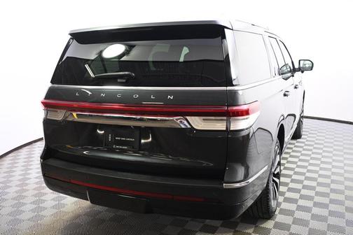 2022 Lincoln Navigator Reserve