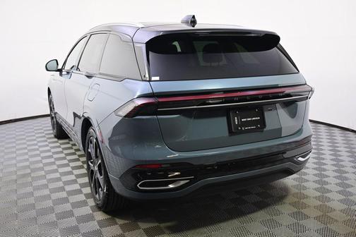 WHISPER BLUE MET CC 2026 Lincoln Nautilus Reserve