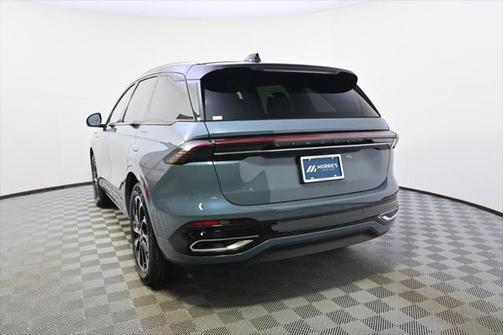 2025 Lincoln Nautilus Reserve