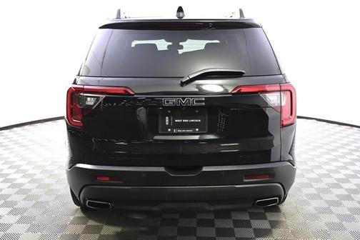 2022 GMC Acadia AWD SLT