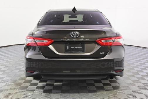 2018 Toyota Camry LE