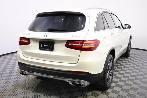 Diamond White 2016 Mercedes-Benz GLC 300 4MATIC