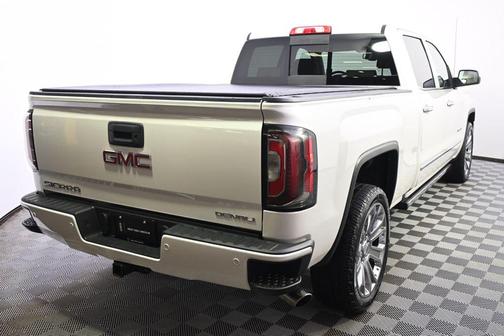 White Frost Tricoat 2017 GMC Sierra 1500 Denali