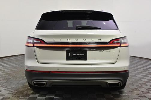 2019 Lincoln Nautilus Select