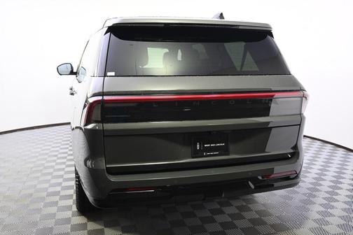 2025 Lincoln Navigator Black Label