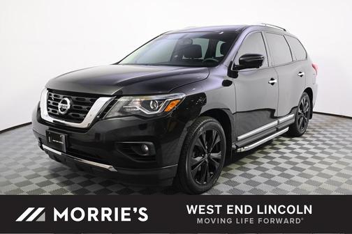 2017 Nissan Pathfinder Platinum