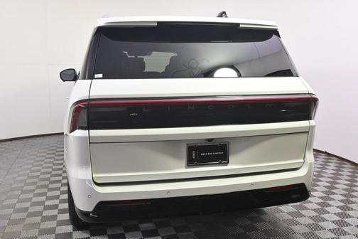 2025 Lincoln Navigator Black Label