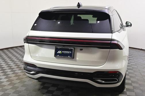2025 Lincoln Nautilus Reserve