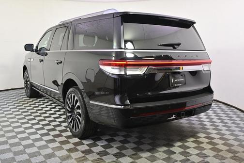 2024 Lincoln Navigator Black Label