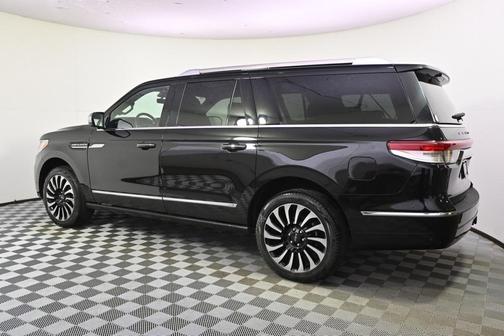 2024 Lincoln Navigator Black Label