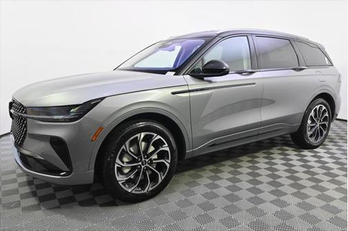 2025 Lincoln Nautilus Reserve