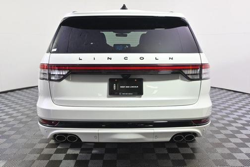 Pristine White Metallic Tri-Coat 2026 Lincoln Aviator Black Label AWD