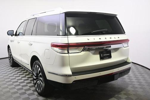 2022 Lincoln Navigator Black Label