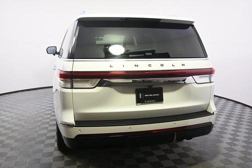 2022 Lincoln Navigator Black Label