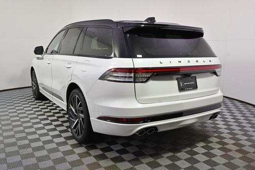 Pristine White Metallic Tri-Coat 2026 Lincoln Aviator Black Label AWD