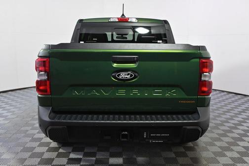 Eruption Green 2025 Ford Maverick Tremor