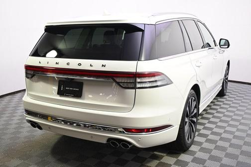 Pristine White Metallic Tri-Coat 2020 Lincoln Aviator Black Label Grand Touring AWD