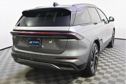 2025 Lincoln Nautilus Reserve