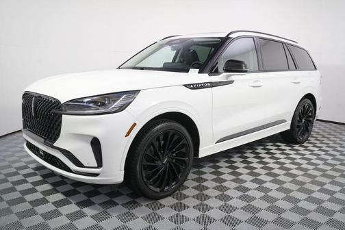 Pristine White Metallic Tri-Coat 2026 Lincoln Aviator Reserve AWD