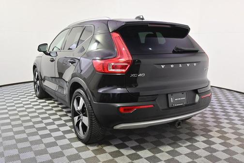 2019 Volvo XC40 T5 Momentum