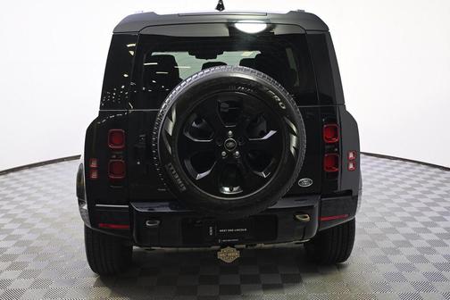 Santorini Black Metallic 2022 Land Rover Defender 110 X-Dynamic SE