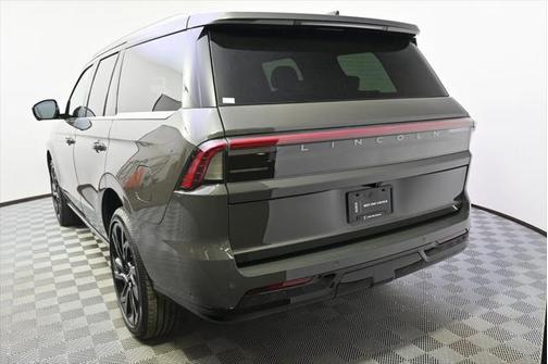 2025 Lincoln Navigator Black Label