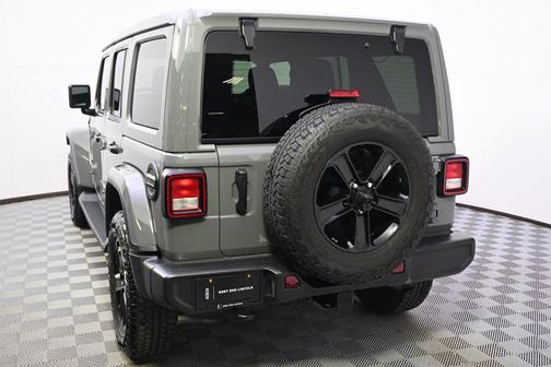 2023 Jeep Wrangler 4-Door Sahara Altitude 4x4