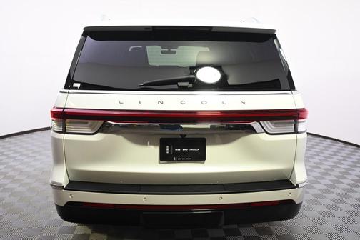 2024 Lincoln Navigator L Reserve