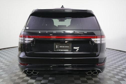 Infinite Black Metallic Clearcoat 2026 Lincoln Aviator Reserve AWD