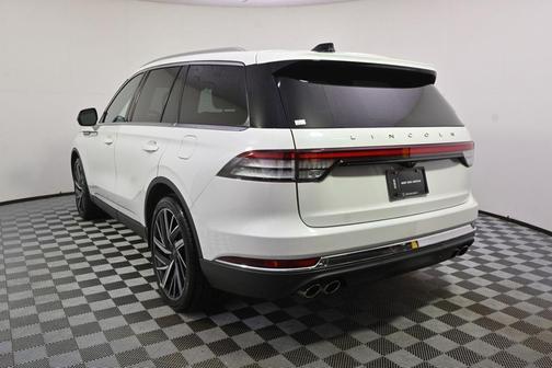Pristine White Metallic Tri-Coat 2026 Lincoln Aviator Reserve AWD