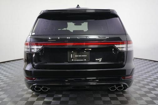 Infinite Black Metallic Clearcoat 2026 Lincoln Aviator Reserve AWD