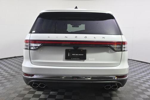 Pristine White Metallic Tri-Coat Clearcoat 2027 Lincoln Aviator Reserve AWD