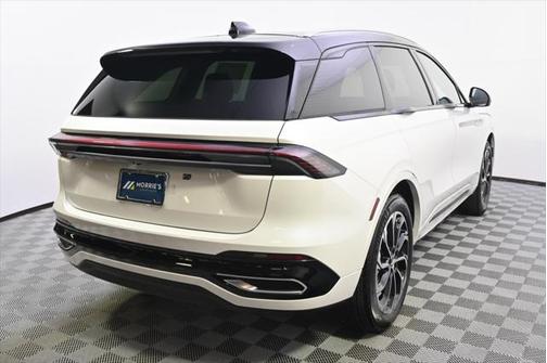 2025 Lincoln Nautilus Reserve