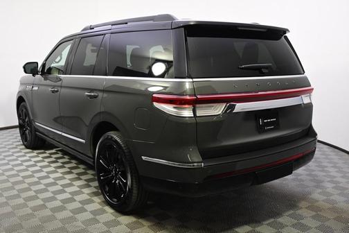 2022 Lincoln Navigator Black Label