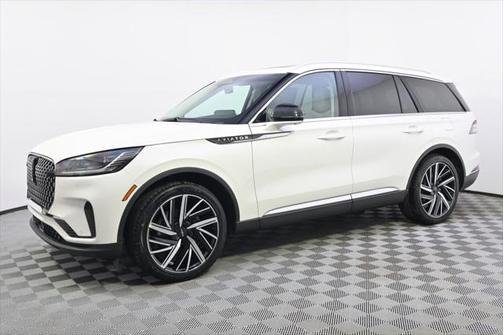 2025 Lincoln Aviator Reserve AWD