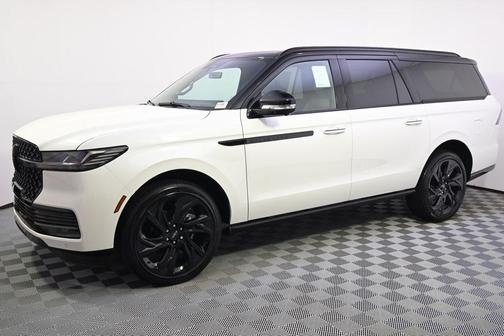 White 2026 Lincoln Navigator Black Label